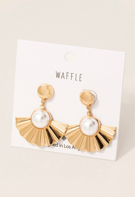 Pearl Stud Metallic Fan Dangle Fan Earrings